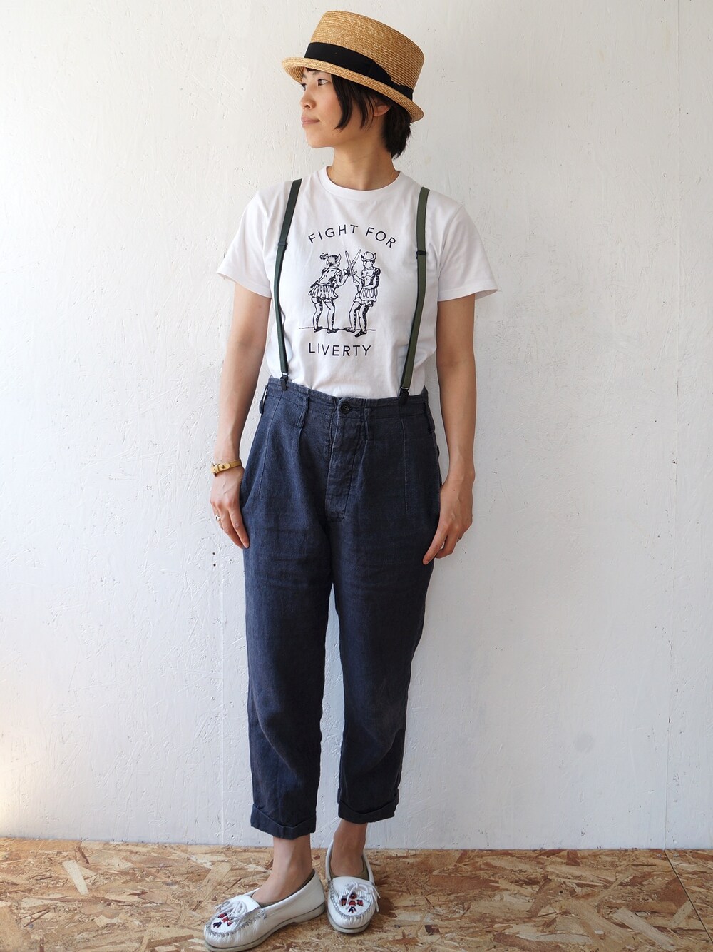 「サスペンダー、カンカン帽、リネンパンツ」｜「傳 tutaeeのアイテム（ハット、ベージュ系）」を使った、yumiさん（レディース・159cm）の夏コーディネートの1枚目の写真