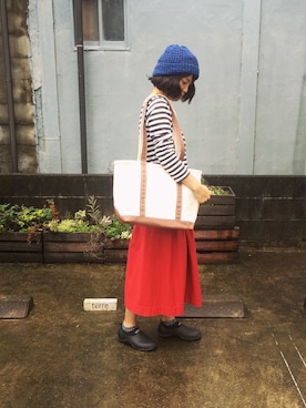 「アイテム（レインシューズ）」を使った、yumiさん（レディース・159cm）の秋コーディネート