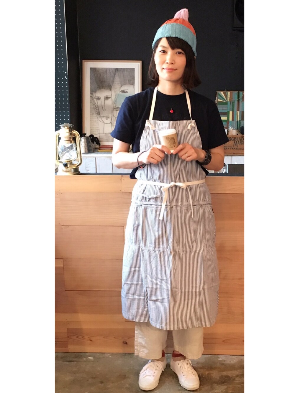 「エプロン、ナプロン、カフェ、オトナカジュアル」｜「napronのアイテム（エプロン、ホワイト系）」を使った、yumiさん（レディース・159cm）の夏コーディネートの1枚目の写真