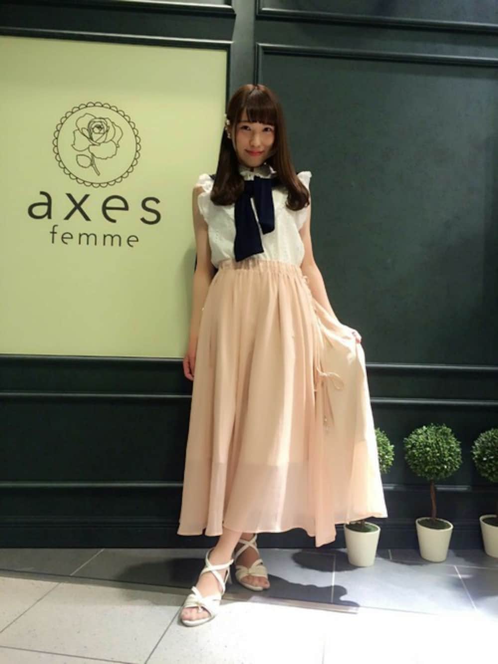 axes femme（HEP FIVE店）｜axes femmeのスカートを使ったコーディネート WEAR