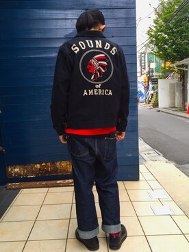 「schott（ショット）のSchott/ショット/13oz. JEANS MEDIUM FIT/13オンス　ジーンス　ミディアム　フィット（デニムパンツ）」を使った、Renさん（メンズ・176cm）の秋コーディネート