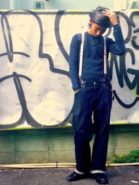 「schott（ショット）のSchott/ショット/13oz. JEANS MEDIUM FIT/13オンス　ジーンス　ミディアム　フィット（デニムパンツ）」を使った、Renさん（メンズ・176cm）の秋コーディネート