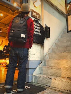 「schott（ショット）のSchott/ショット/13oz. JEANS MEDIUM FIT/13オンス　ジーンス　ミディアム　フィット（デニムパンツ）」を使った、Renさん（メンズ・176cm）の秋コーディネート