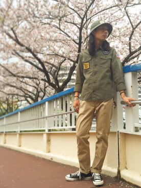 「花見」｜「アイテム（チノパンツ）」を使った、Renさん（メンズ・176cm）の春コーディネート