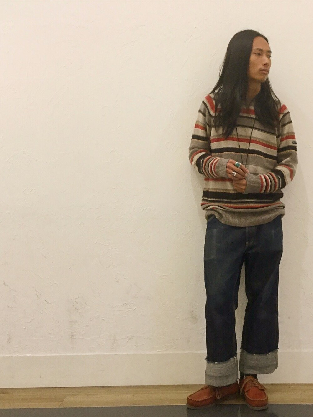 「秋冬、カジュアル、大人カジュアル、ootd、ニット、ネイティブ柄、ワイドパンツ、秋のコーデ、SCHOTT、Schott TOKYO-BAY」｜「schottの【先行予約】Schott/ショット/NATIVE BORDER CREW NECK SWEATER/ネイティブ ボーダー クルーネック セーター（ニット/セーター、ベージュ系）」を使った、Renさん（メンズ・176cm）の秋コーディネートの1枚目の写真