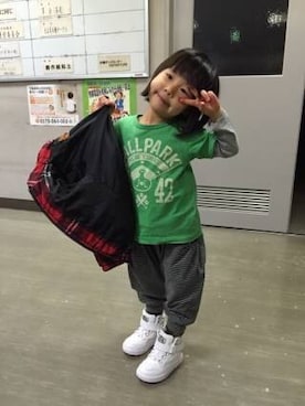 「VISION（ヴィジョン）のアイテム（シューズ）」を使った、hiroc さん（キッズ・100cm）の冬コーディネート