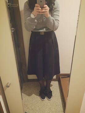 「GU（ジーユー）のアイテム（その他パンツ、ブルー系）」を使った、みんこさん（レディース）の秋コーディネート