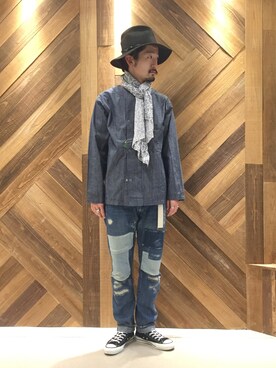 「アイテム（ストール/ショール、ホワイト系）」を使った、mashiiさん（メンズ・172cm）の春コーディネート
