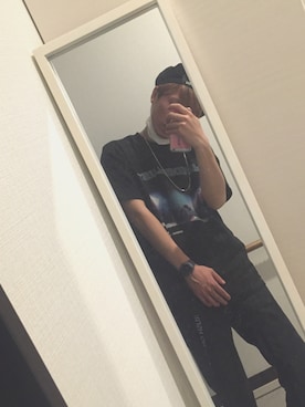「ANDERSSON BELL（アンダースンベル）のアイテム（Tシャツ/カットソー）」を使った、Kentarou Miyaziさん（メンズ・178cm）の春コーディネート