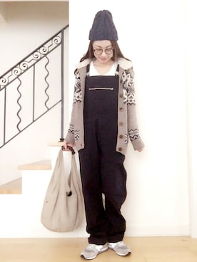 「MHL.（エムエイチエル）のアイテム（オールインワン・サロペット）」を使った、eriさん（レディース・163cm）の冬コーディネート