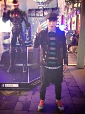 「ZARA（ザラ）のアイテム（ピーコート、グリーン系）」を使った、駿さん（メンズ・180cm）の秋コーディネート