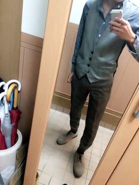 「アイテム（スーツベスト、グレー系）」を使った、KEY🗝さん（メンズ・170cm）の秋コーディネート