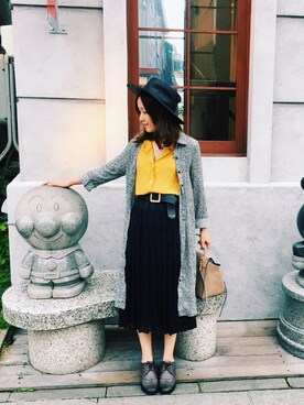 「CELINE（セリーヌ）のアイテム（サンダル、ベージュ系）」を使った、Ruri Mouさん（レディース）の秋コーディネート