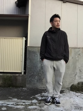 「仕事着」｜「アイテム（マウンテンパーカー）」を使った、enomonさん（メンズ・174cm）の秋コーディネート