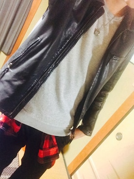 「SCOTCH & SODA（スコッチ アンド ソーダ）のアイテム（スウェット）」を使った、中村 直人さん（メンズ・185cm）の秋コーディネート