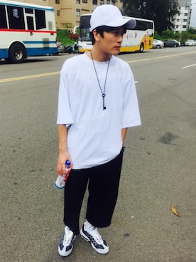 楊育程さんのコーディネート