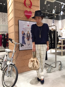 「Q（キュー）のアイテム（アクセサリー）」を使った、ﾏｲｺﾊﾞさん（レディース・155cm）の秋コーディネート