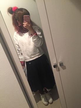 「アイテム（ピアス（片耳用）、パープル系）」を使った、alaco15さん（レディース・154cm）の冬コーディネート