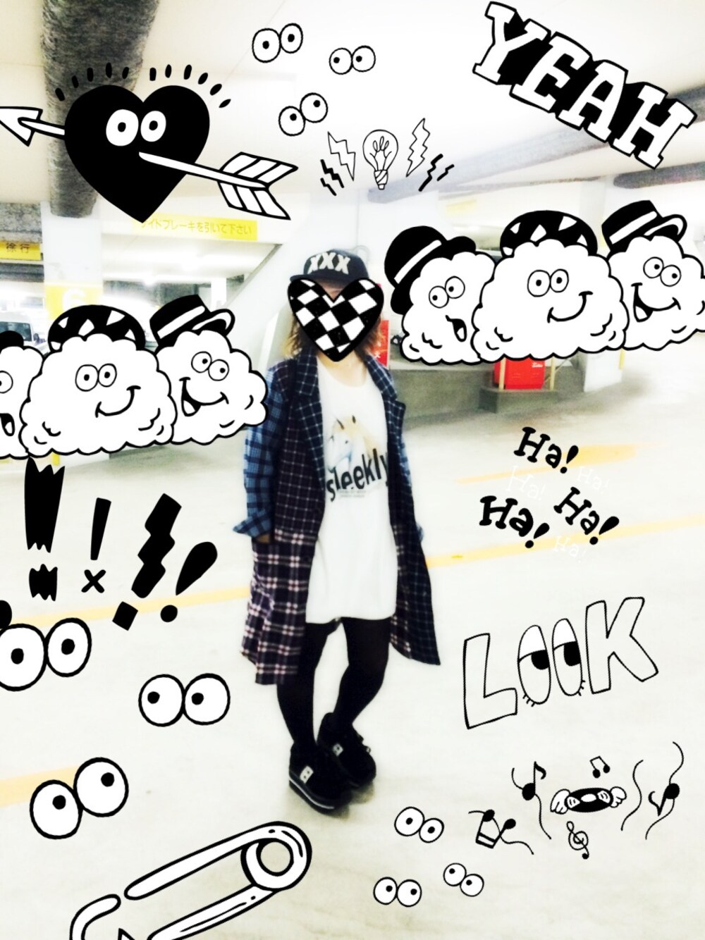 「Candy Stripper」｜「Candy StripperのXXX CAP（キャップ、ブラック系）」を使った、おたえさん（レディース・153cm）の秋コーディネートの1枚目の写真