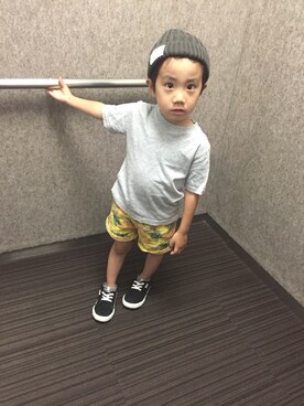 「しまむら（シマムラ）のアイテム（キャップ、グレー系）」を使った、icさん（キッズ・100cm）の秋コーディネート