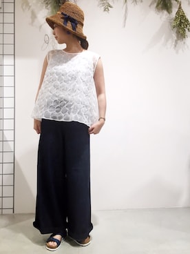 「NOIR（ノワール）のアイテム」を使った、Malle chambre de charmeさん（レディース・160cm）の春コーディネート