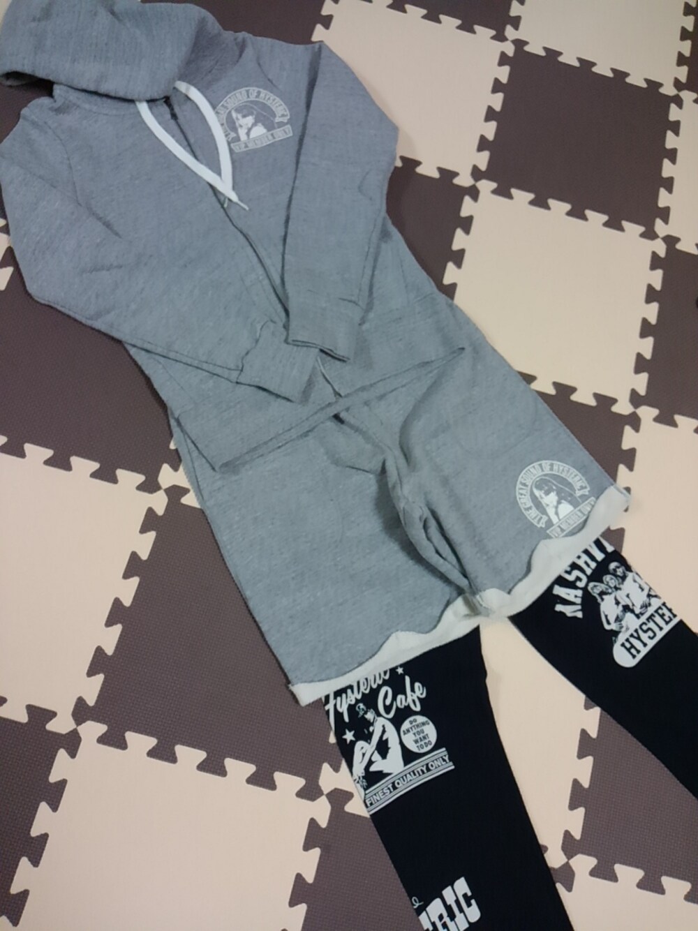 aki69さんの「SOUND CLUB pt PK（HYSTERIC GLAMOUR）」を使ったコーディネートの1枚目の写真