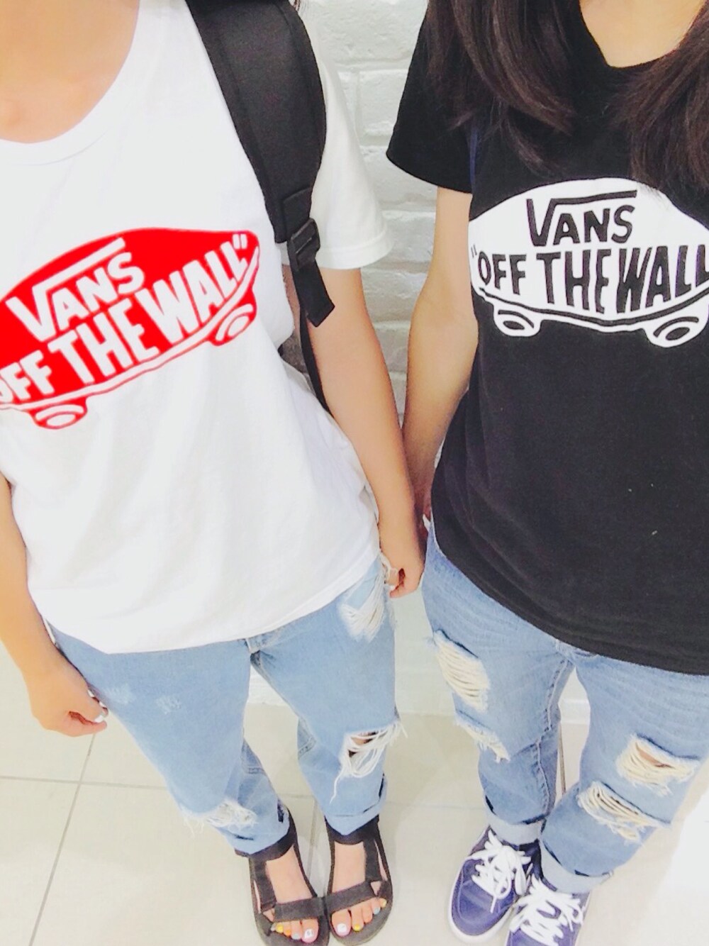 「summer、双子コーデ、VANS」｜「VANSのアイテム（Tシャツ/カットソー、ホワイト系）」を使った、ここあさん（レディース・155cm）の夏コーディネートの1枚目の写真