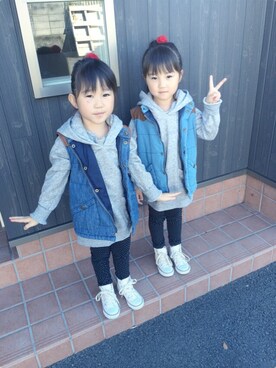 「UNIQLO（ユニクロ）のアイテム（パーカー、グレー系）」を使った、♡PON♡さん（キッズ・110cm）の秋コーディネート