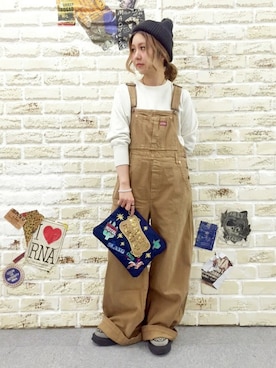 「RNA（アールエヌエー）のアイテム（サロペット/オーバーオール）」を使った、ミッツ☆さん（レディース・155cm）の冬コーディネート