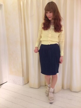 「NICE CLAUP（ナイスクラップ）のスカート（デニムスカート、ブルー系）」を使った、sa__yaさん（レディース・152cm）の春コーディネート