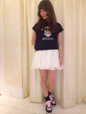 「NICE CLAUP（ナイスクラップ）のトレーナー（スウェット、ブルー系）」を使った、sa__yaさん（レディース・152cm）の春コーディネート