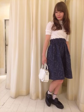 「NICE CLAUP（ナイスクラップ）のジャガードスカート（スカート、ブルー系）」を使った、sa__yaさん（レディース・152cm）の春コーディネート