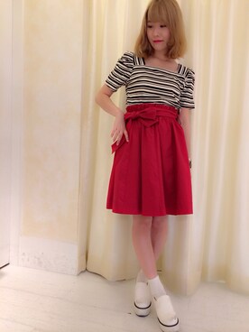 「NICE CLAUP（ナイスクラップ）のリボンハイウェストスカート（スカート、レッド系）」を使った、sa__yaさん（レディース・152cm）の夏コーディネート