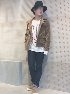 「adidas originals」｜「アイテム（ジャケット/アウター）」を使った、HeatherGreyWallSTAFFさん（メンズ・173cm）の冬コーディネート