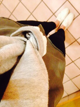 「ZARA（ザラ）のアイテム（シャツ/ブラウス、グリーン系）」を使った、べるこさん（レディース・168cm）の春コーディネート