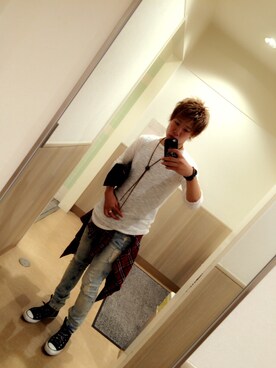 「H&M（エイチ・アンド・エム）のアイテム（ニット/セーター、ホワイト系）」を使った、yu＿yasuさん（メンズ・169cm）の夏コーディネート