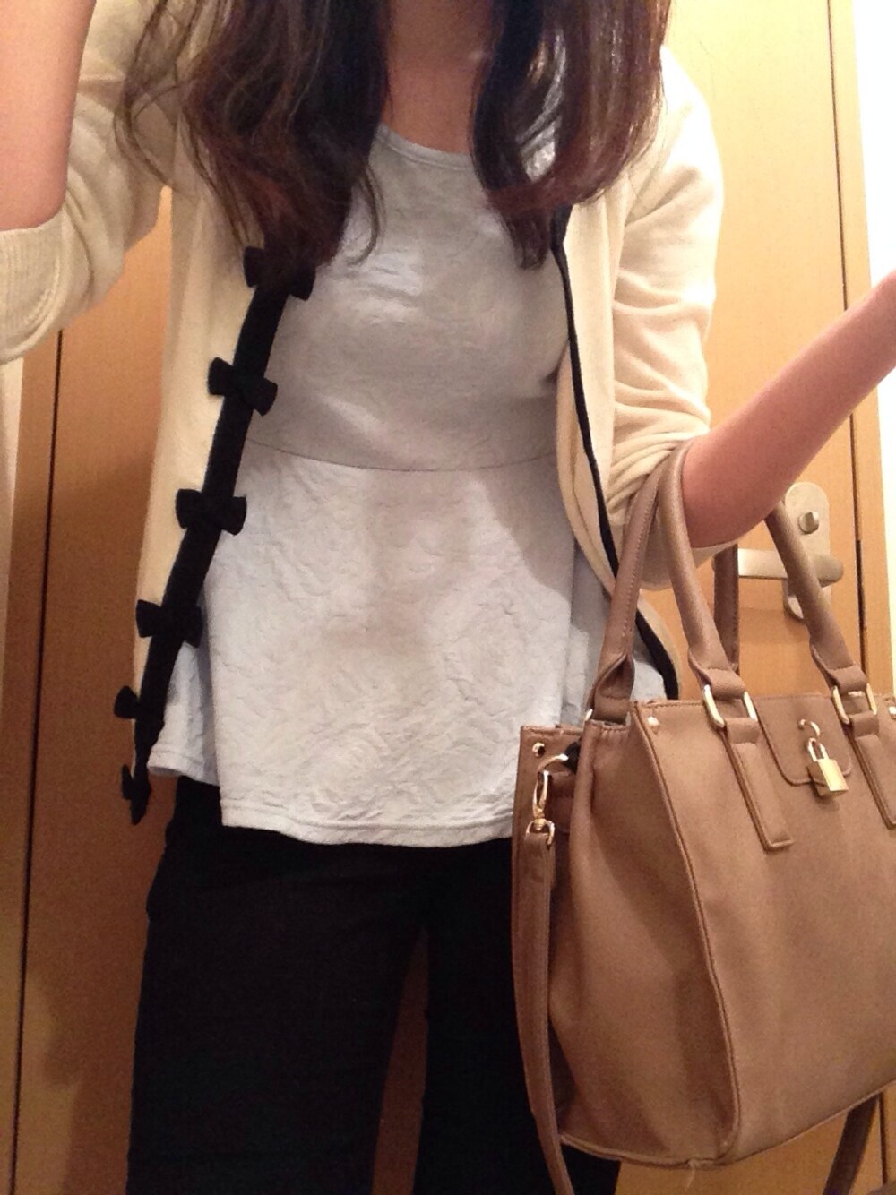 riri*さんの「パンツ（ZARA）」を使ったコーディネートの1枚目の写真