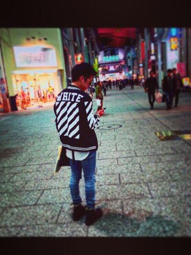 「OFF-WHITE」｜「アイテム（スタジャン）」を使った、Takayukiさん（メンズ・165cm）の春コーディネート