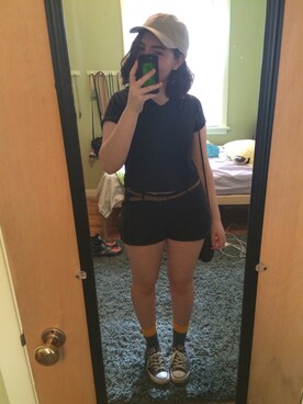 「FOREVER 21（フォーエバー トゥエンティーワン）のアイテム（パンツ、ブラック系）」を使った、mollyさん（レディース）の春コーディネート