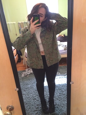 「VINTAGE（ヴィンテージ）のアイテム（ジャケット/アウター、グリーン系）」を使った、mollyさん（レディース）の夏コーディネート