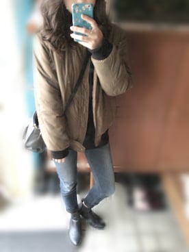「iPhoneケース」｜「アイテム（ジャケット/アウター）」を使った、zuさん（レディース・162cm）の冬コーディネート