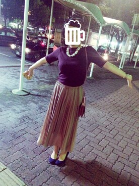 「H&M（エイチ・アンド・エム）のアイテム（ショルダーバッグ、ピンク系）」を使った、あみてぃーすりーさん（レディース）の秋コーディネート