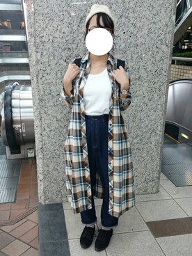 「RETRO GIRL（レトロガール）のアイテム（ニットキャップ/ビーニー）」を使った、あみてぃーすりーさん（レディース・156cm）の秋コーディネート