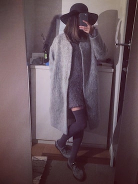 「ニーハイソックス」｜「アイテム（その他アウター）」を使った、suephie sphinsky さん（レディース・155cm）の冬コーディネート