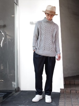 「グレーのタートルネック」｜原田景司 / harada keijiさん（メンズ・172cm）の秋コーディネート