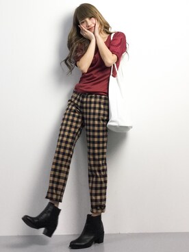 「EDDY GRACE（エディグレース）のアイテム」を使った、馬詰麿帆さん（レディース・157cm）の春コーディネート