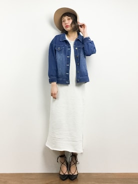 「RAY CASSIN（レイカズン）のアイテム（デニムジャケット）」を使った、馬詰麿帆さん（レディース・157cm）の春コーディネート