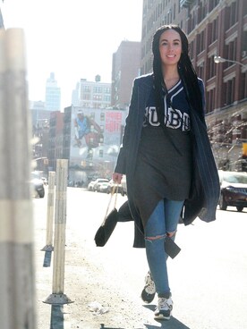 「asos（エイソス）のアイテム（その他アウター）」を使った、Julia Langさん（レディース・173cm）の春コーディネート