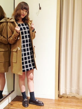 「チェックワンピース」｜「アイテム（ダッフルコート）」を使った、marucoさん（レディース・161cm）の秋コーディネート