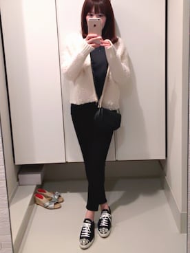 「miu miu（ミュウミュウ）のアイテム（スニーカー、ブラック系）」を使った、ゆみりんさん（レディース・163cm）の秋コーディネート